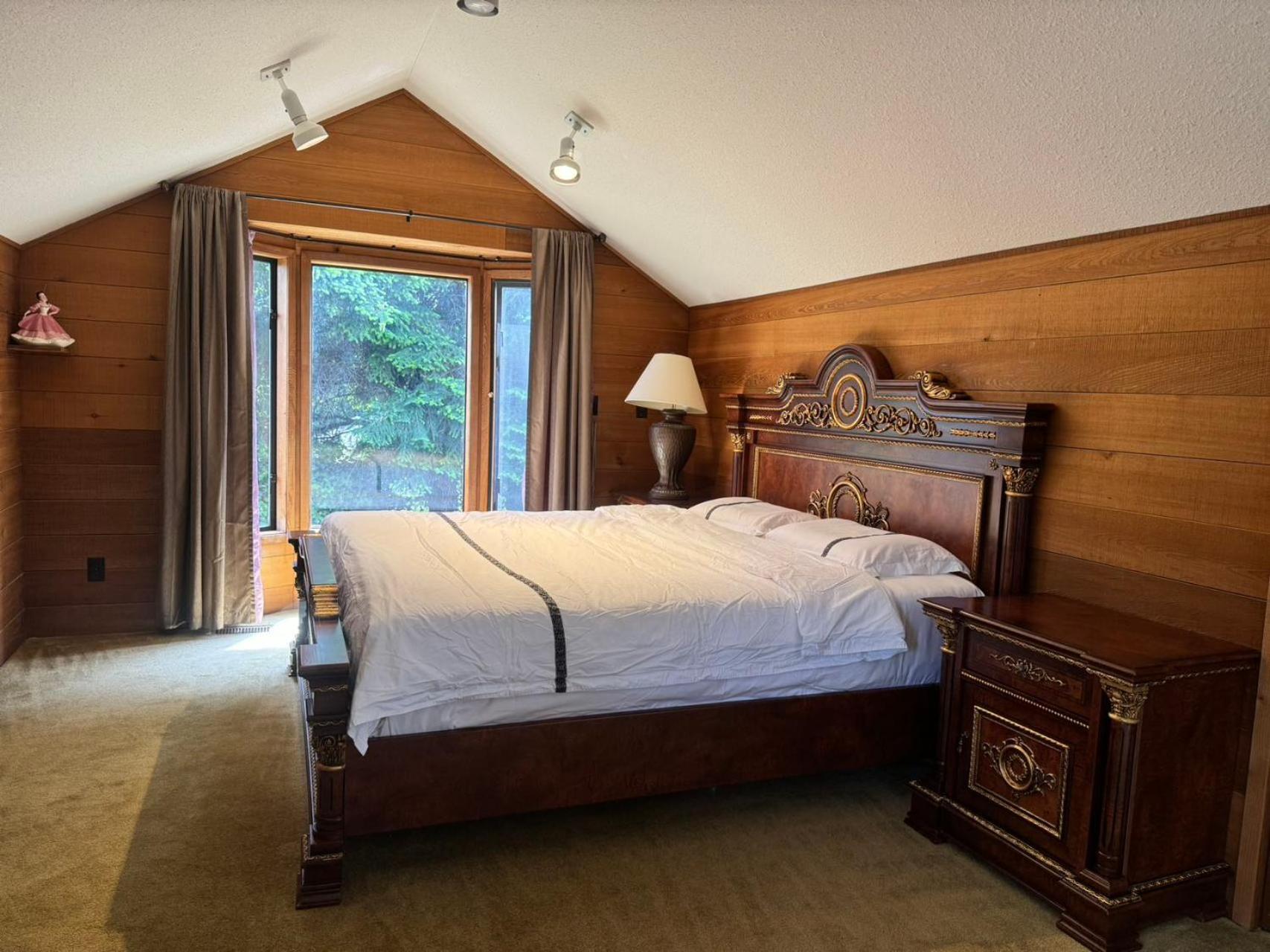 Jason House - Immaculate Suites In A Quiet Seaside Neighbourhood Near Uvic Виктория Экстерьер фото
